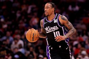 华体会app登录-勇蜜：若有大量选秀权吃进德罗赞也无不可 王记：这对我们没道理