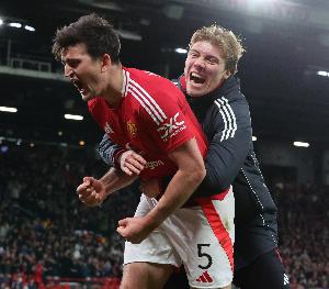 华体会app登录-马奎尔谈客串前锋：只在前面踢了30分钟，这可比踢中卫难多了