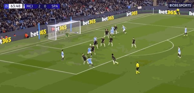 1729721471943006074.gif 3-0斯通斯.gif