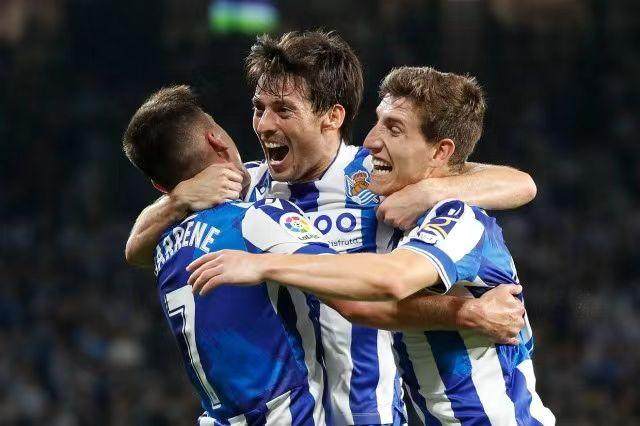 1683243179936098066.jpg b2f066c7bc52f5659d5431ca5f395fe.jpg