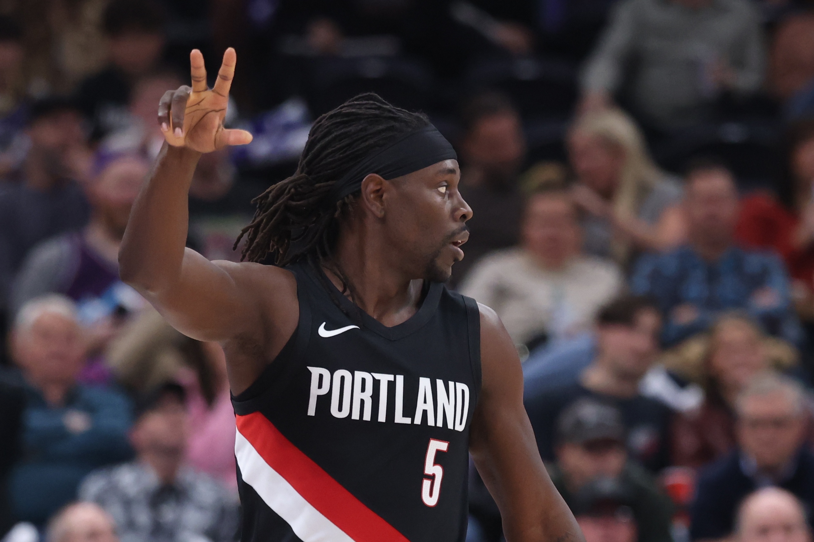 华体会hth注册-阿夫迪亚缺阵！开拓者VS绿军先发：霍勒迪对阵老东家VS布朗&amp;怀特